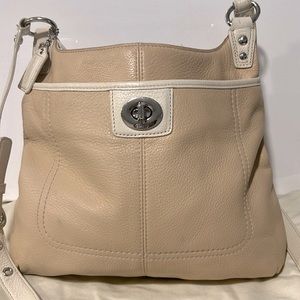 Coach Penelope Pebbled Leather Tan/Beige Crossbody turn lock and zip closure